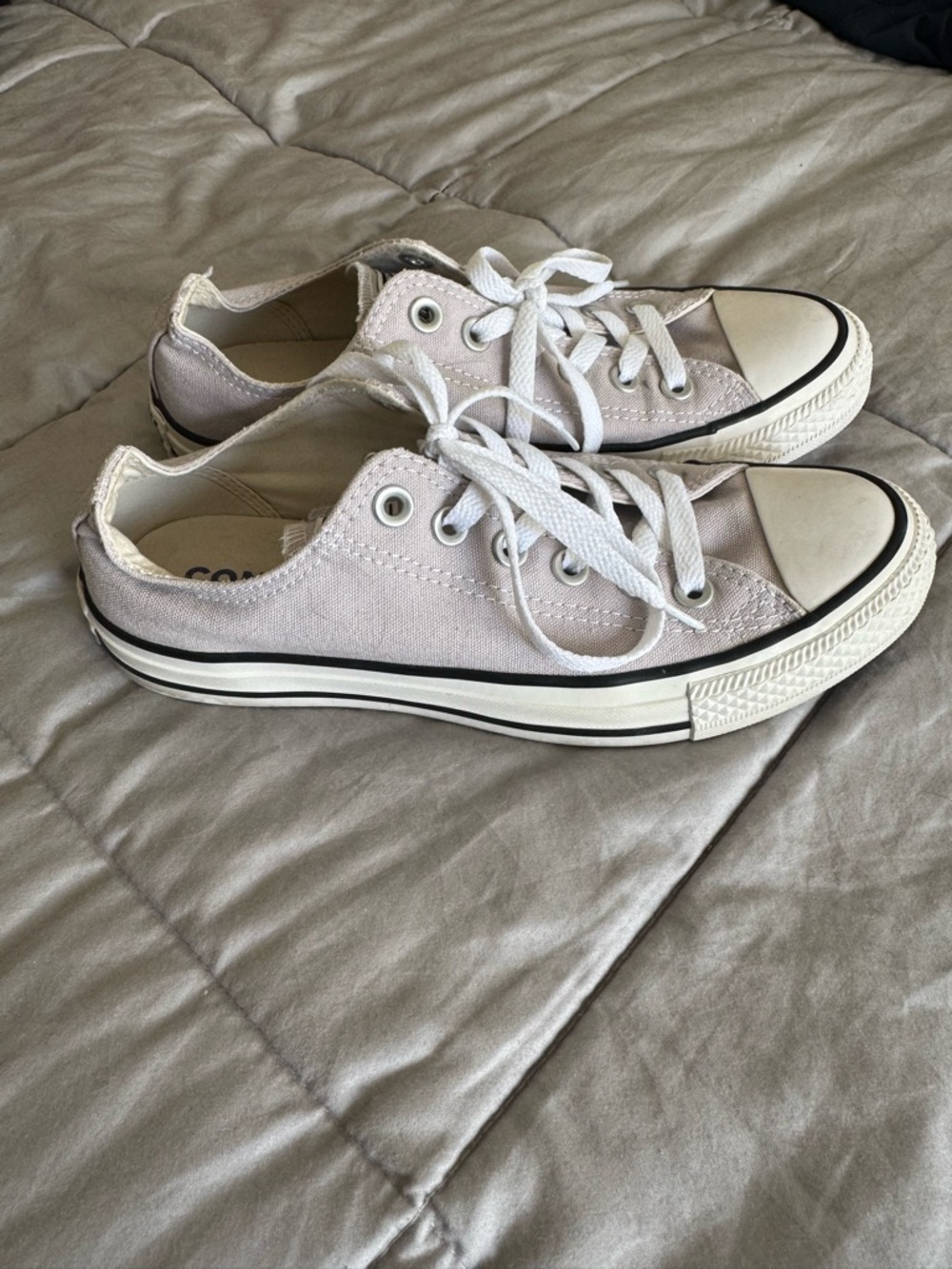 Converse Low Top Sneakers - Off-White (Light Purple) - Picture 2 of 4